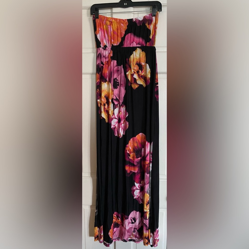 Floral Ruffle Maxi Dress - Picture 2 of 6